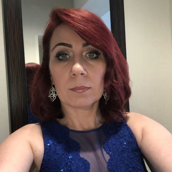 Meet your Posher, Anita - Picture 1 of 1